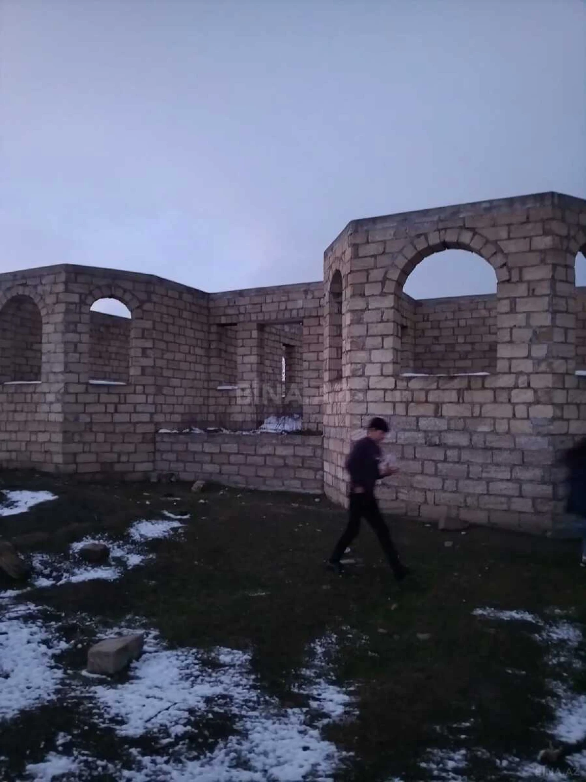 Satılır 5 otaqlı həyət evi 120 m²