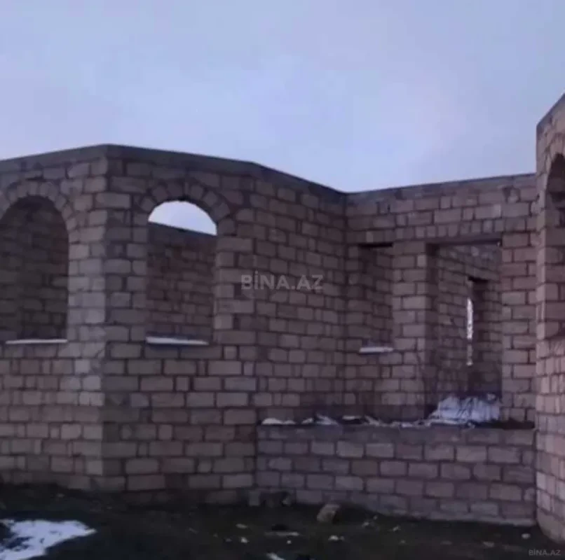 Satılır 5 otaqlı həyət evi 120 m²