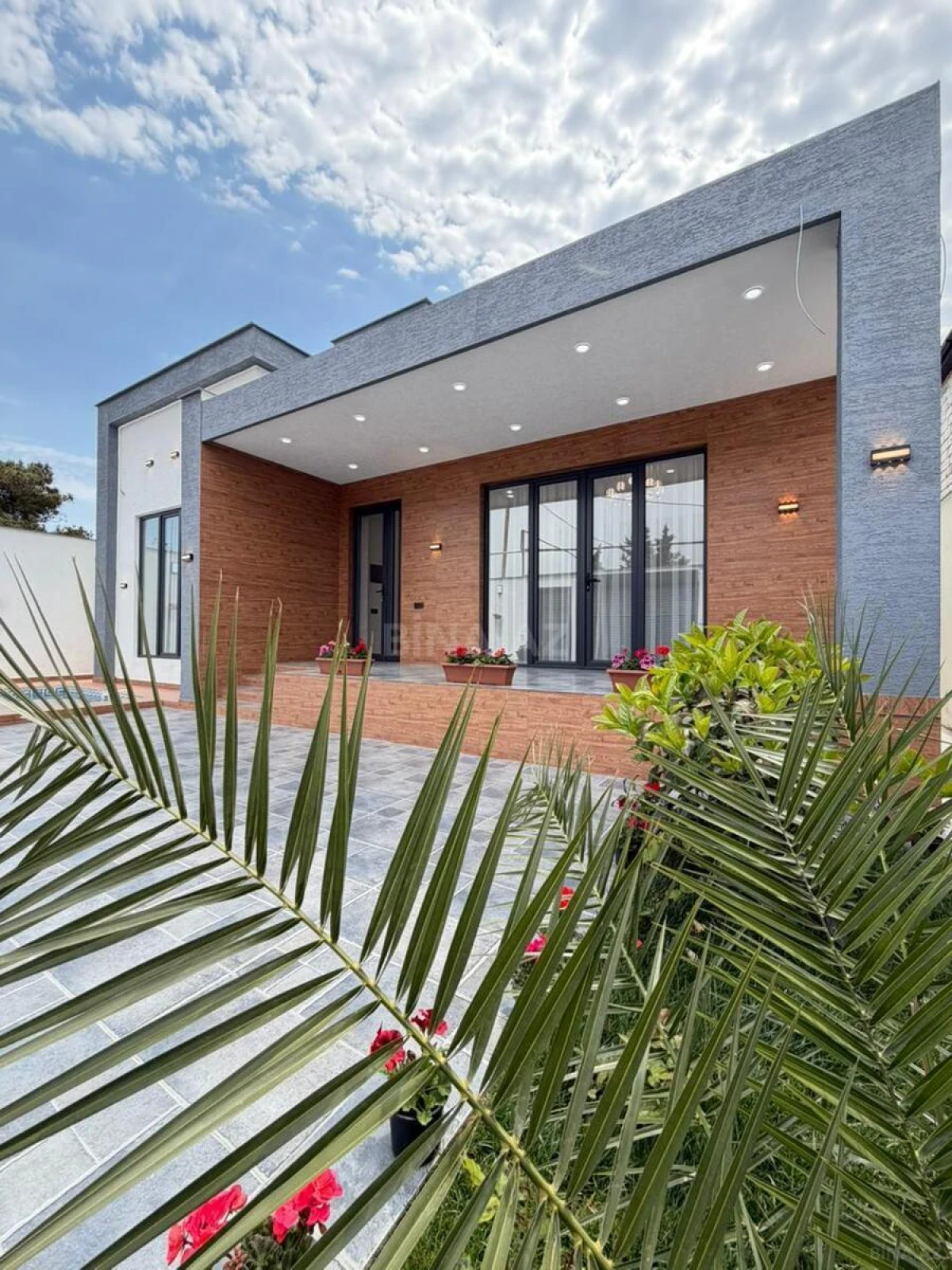 Satılır 4 otaqlı həyət evi 150 m²