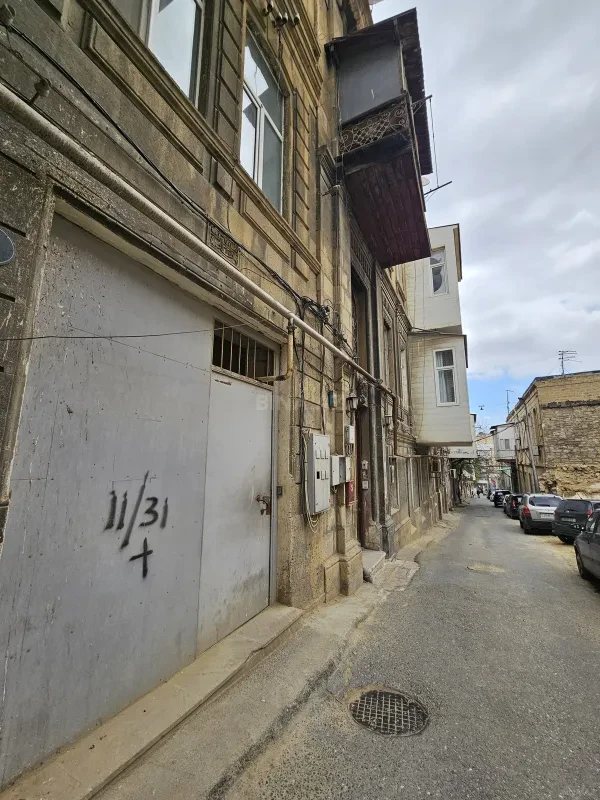 Kirayə verilir 2 otaqlı mənzil 60 m²