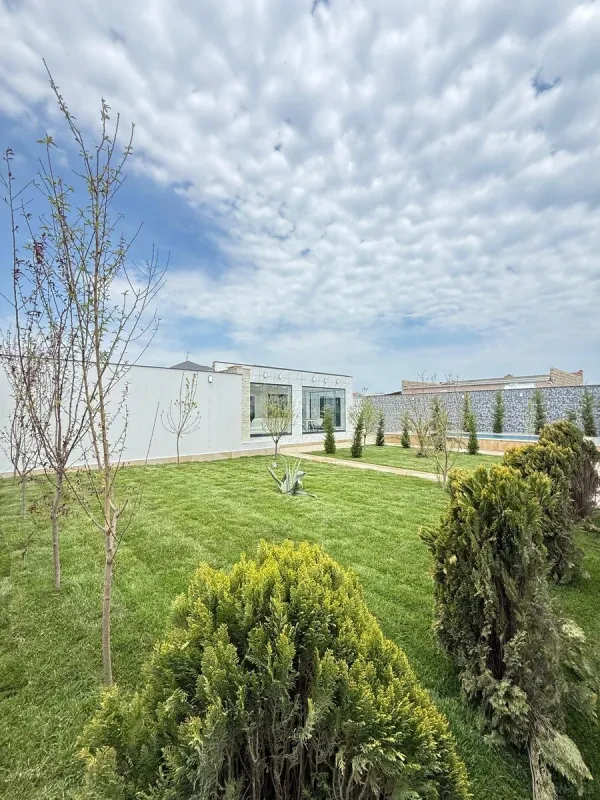 Satılır 4 otaqlı həyət evi 150 m²