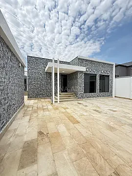 Satılır 4 otaqlı həyət evi 150 m²
