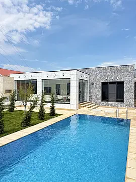Satılır 4 otaqlı həyət evi 150 m²