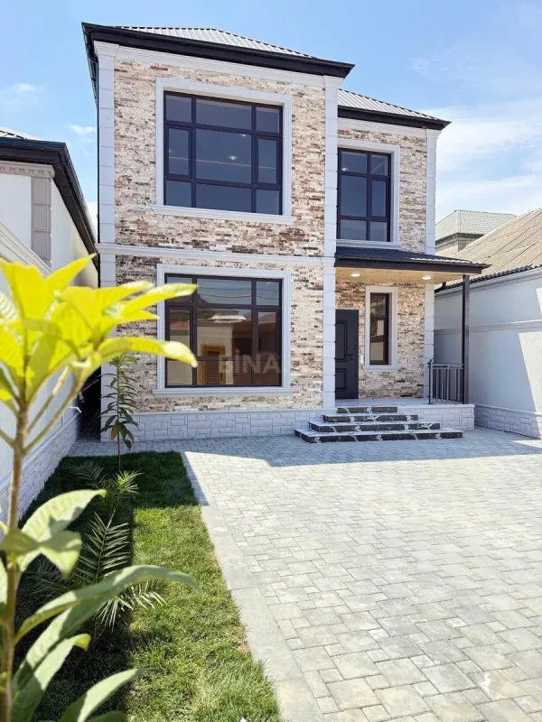 Satılır 4 otaqlı həyət evi 160 m²