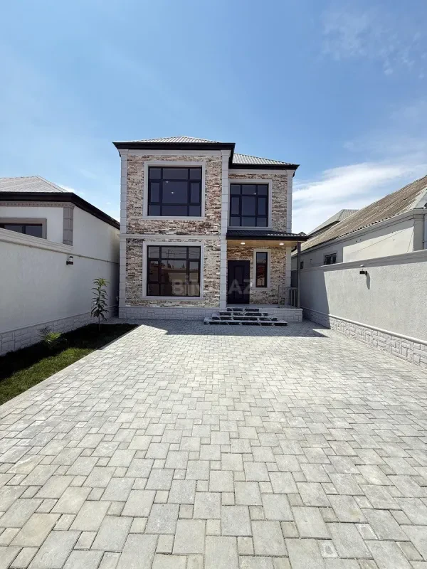 Satılır 4 otaqlı həyət evi 160 m²