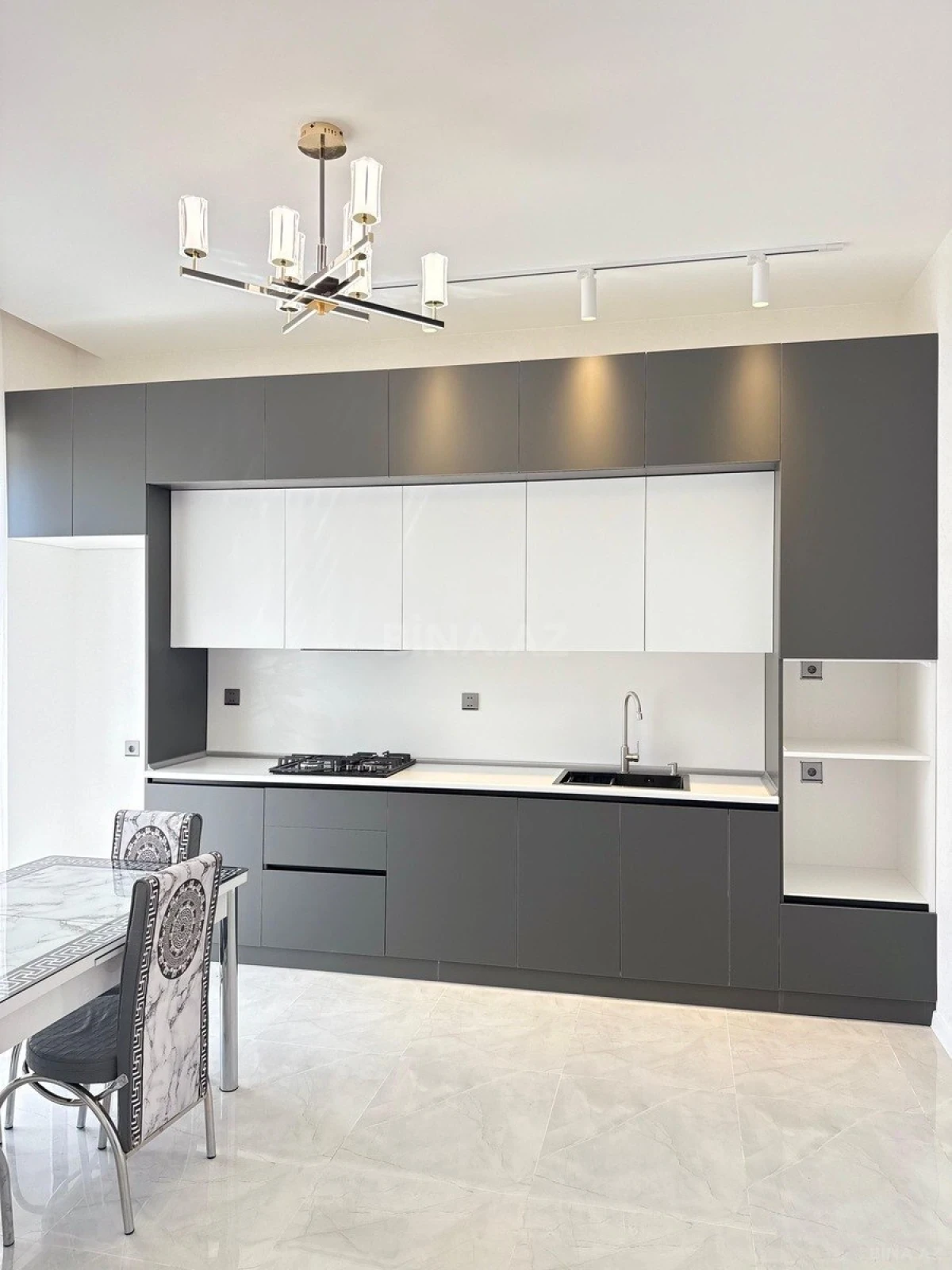 Satılır 4 otaqlı həyət evi 160 m²