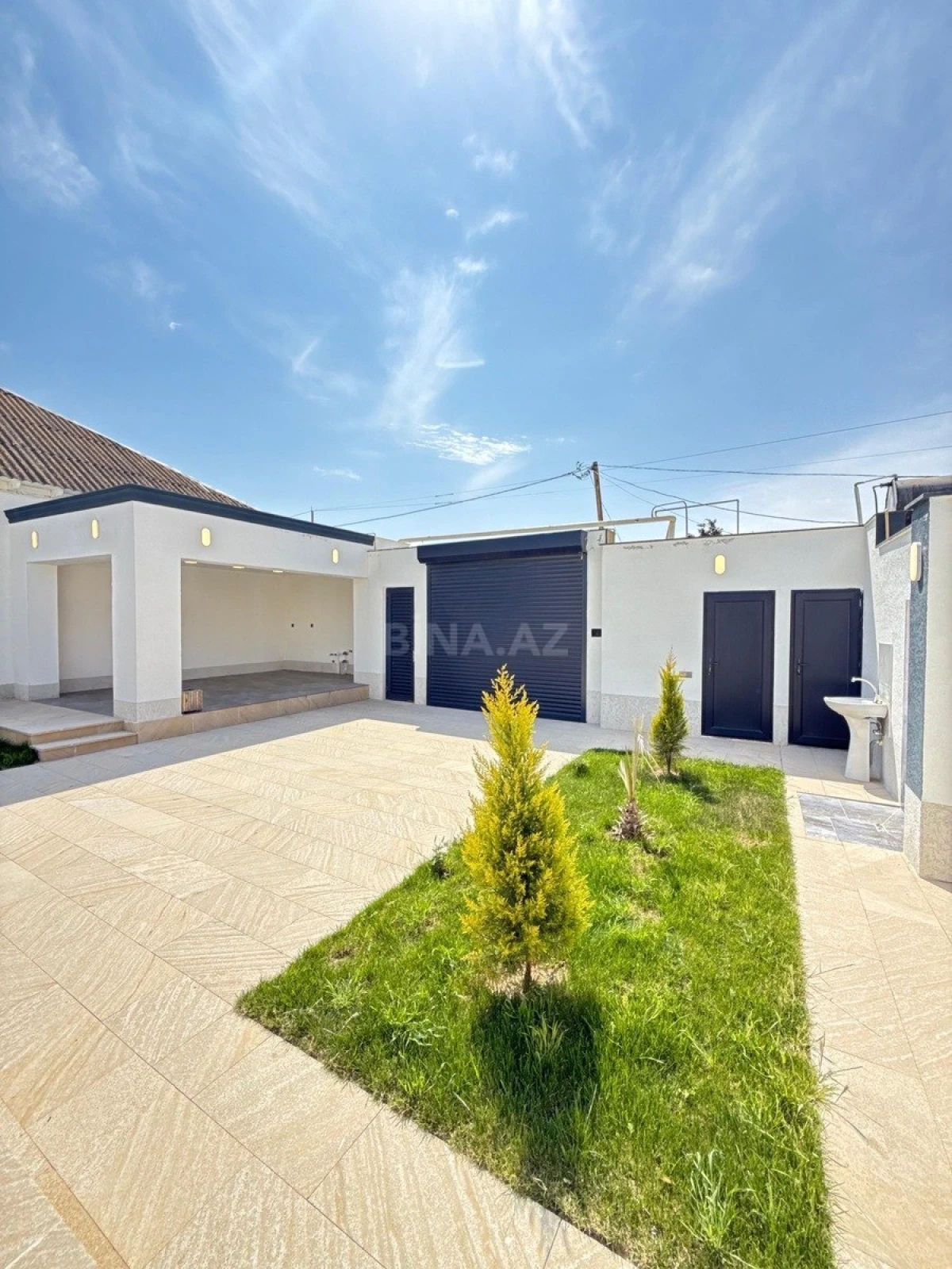 Satılır 4 otaqlı həyət evi 160 m²