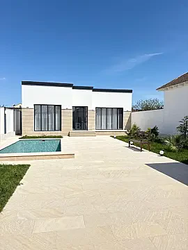 Satılır 4 otaqlı həyət evi 160 m²