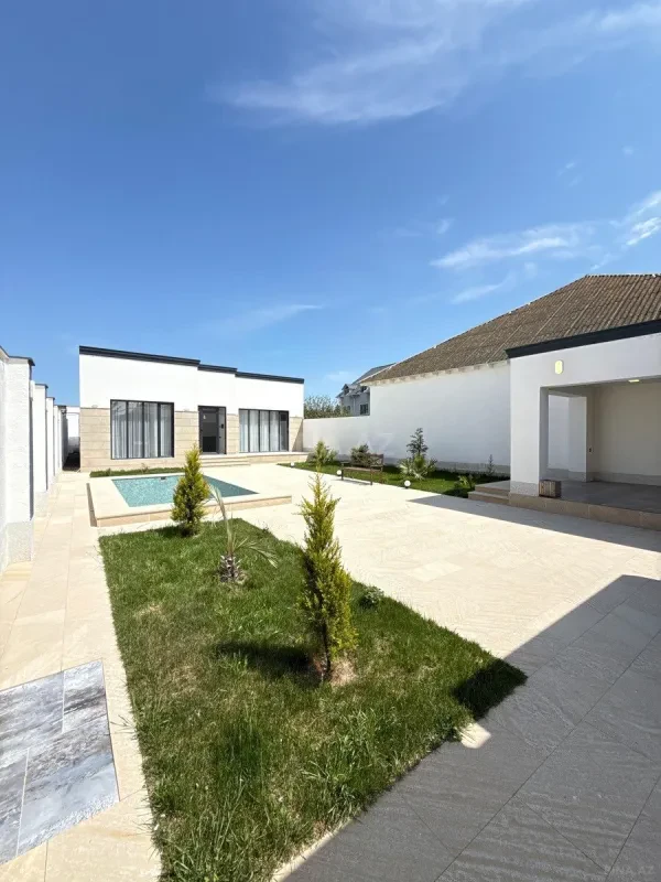 Satılır 4 otaqlı həyət evi 160 m²