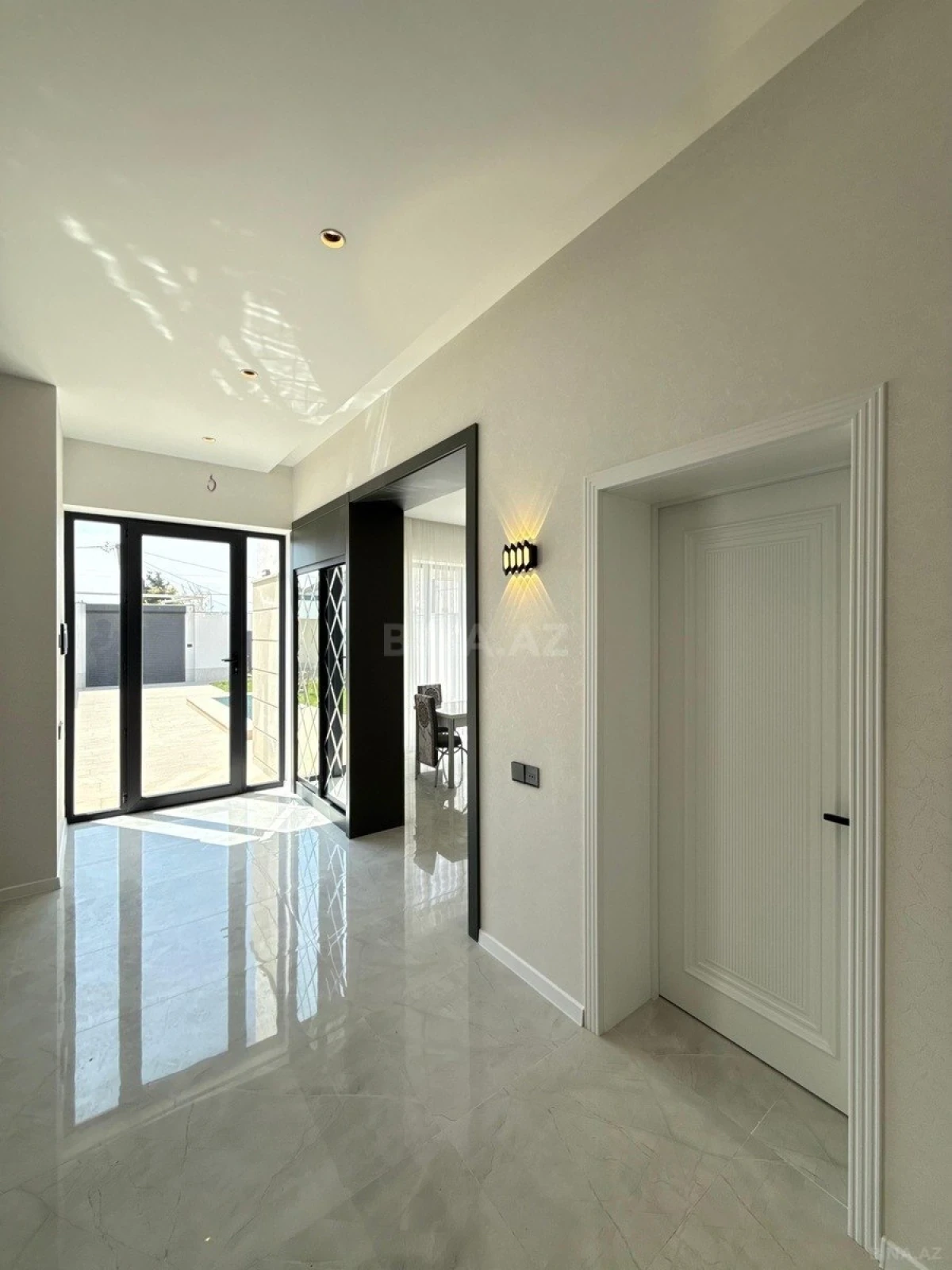 Satılır 4 otaqlı həyət evi 160 m²