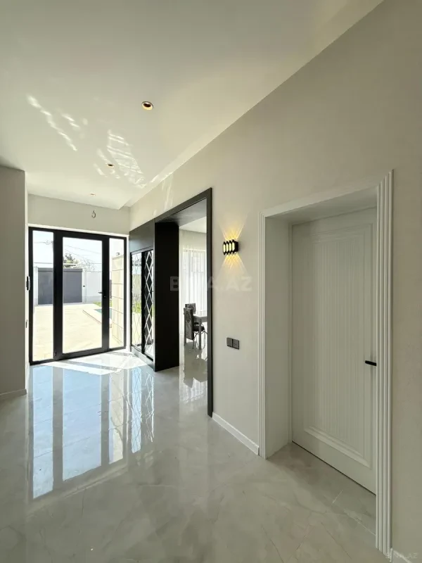 Satılır 4 otaqlı həyət evi 160 m²