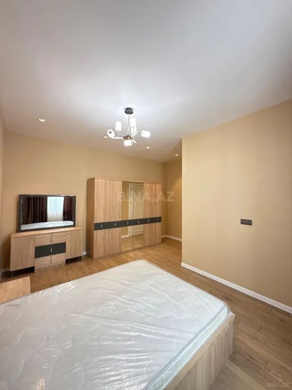Satılır 4 otaqlı həyət evi 160 m²