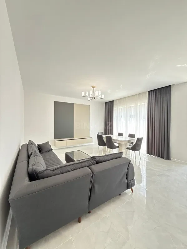 Satılır 4 otaqlı həyət evi 160 m²