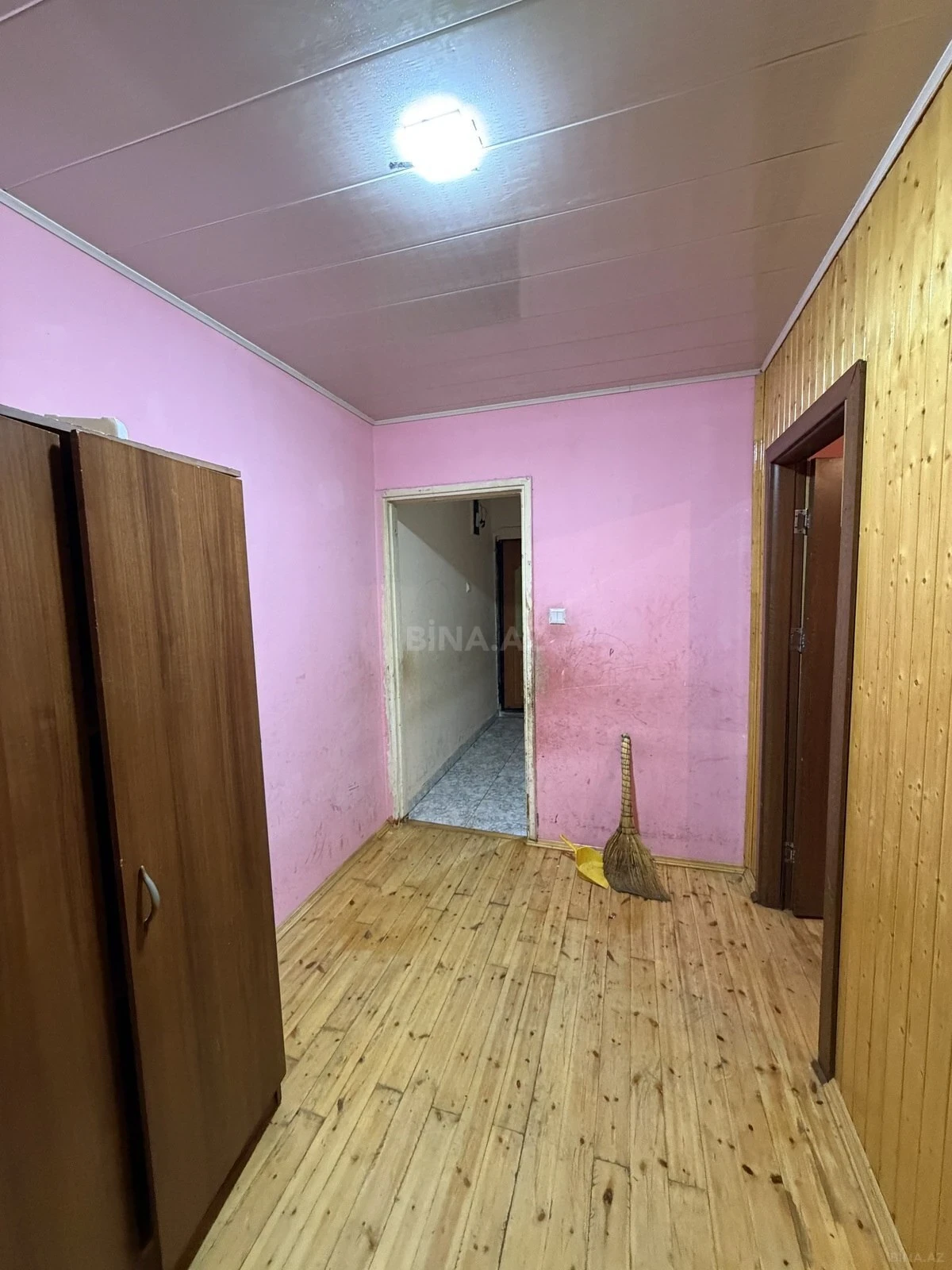 Satılır 2 otaqlı mənzil 65 m²