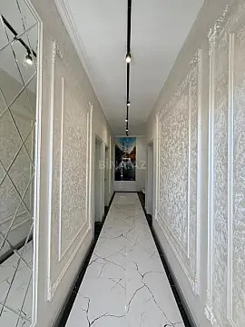 Satılır 5 otaqlı həyət evi 205 m²