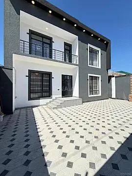 Satılır 5 otaqlı həyət evi 205 m² — Bakı, Binə 5 otaq 205.00 m²