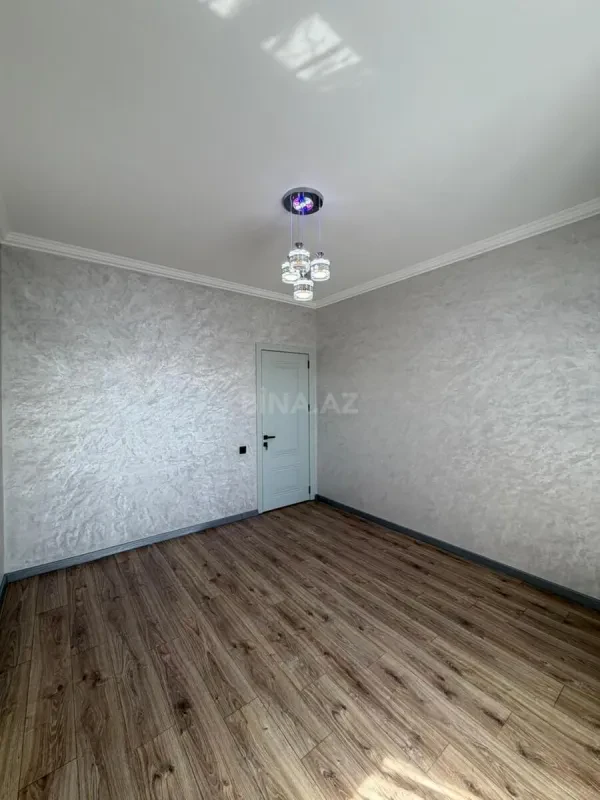 Satılır 5 otaqlı həyət evi 205 m²
