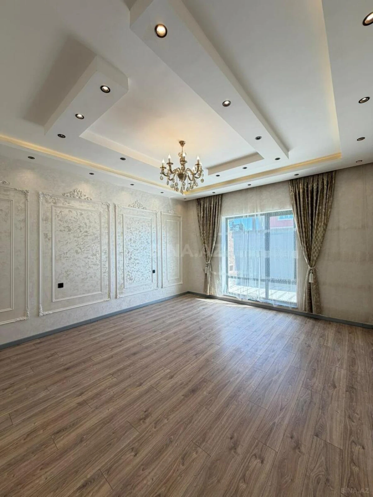 Satılır 5 otaqlı həyət evi 205 m²
