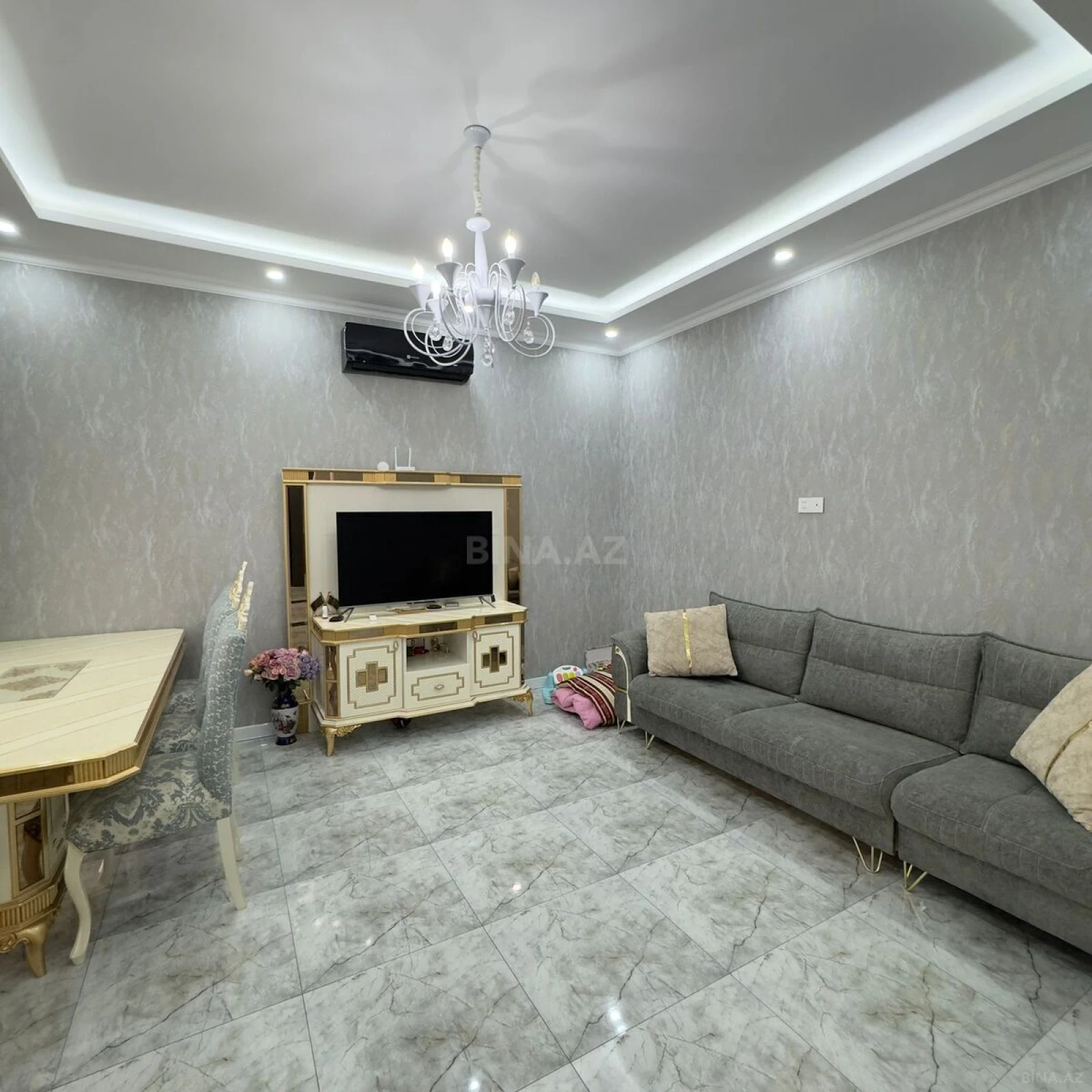 Satılır 4 otaqlı həyət evi 140 m²