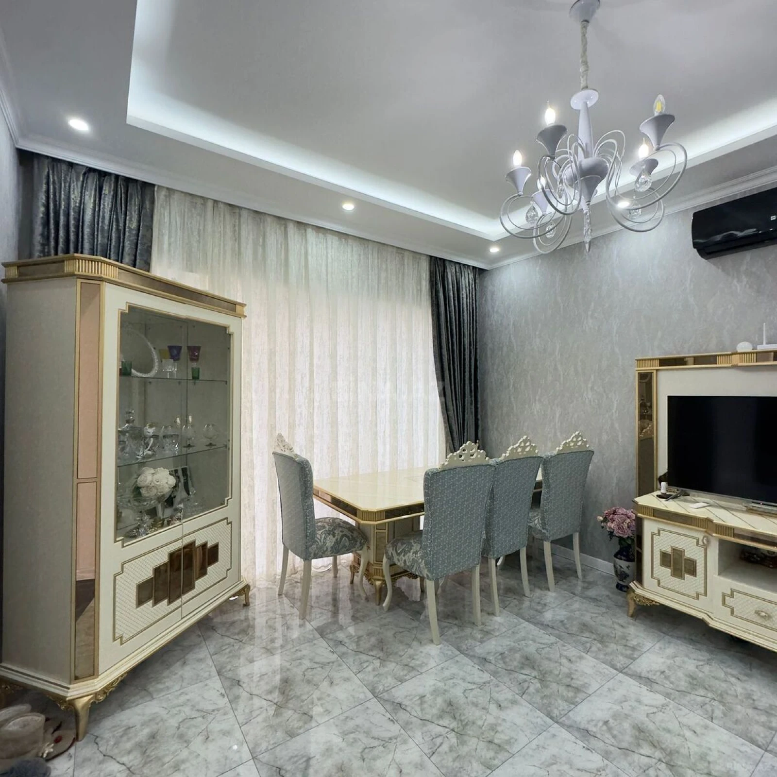 Satılır 4 otaqlı həyət evi 140 m²