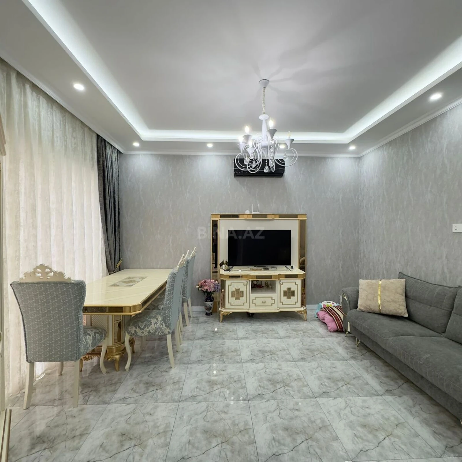Satılır 4 otaqlı həyət evi 140 m²
