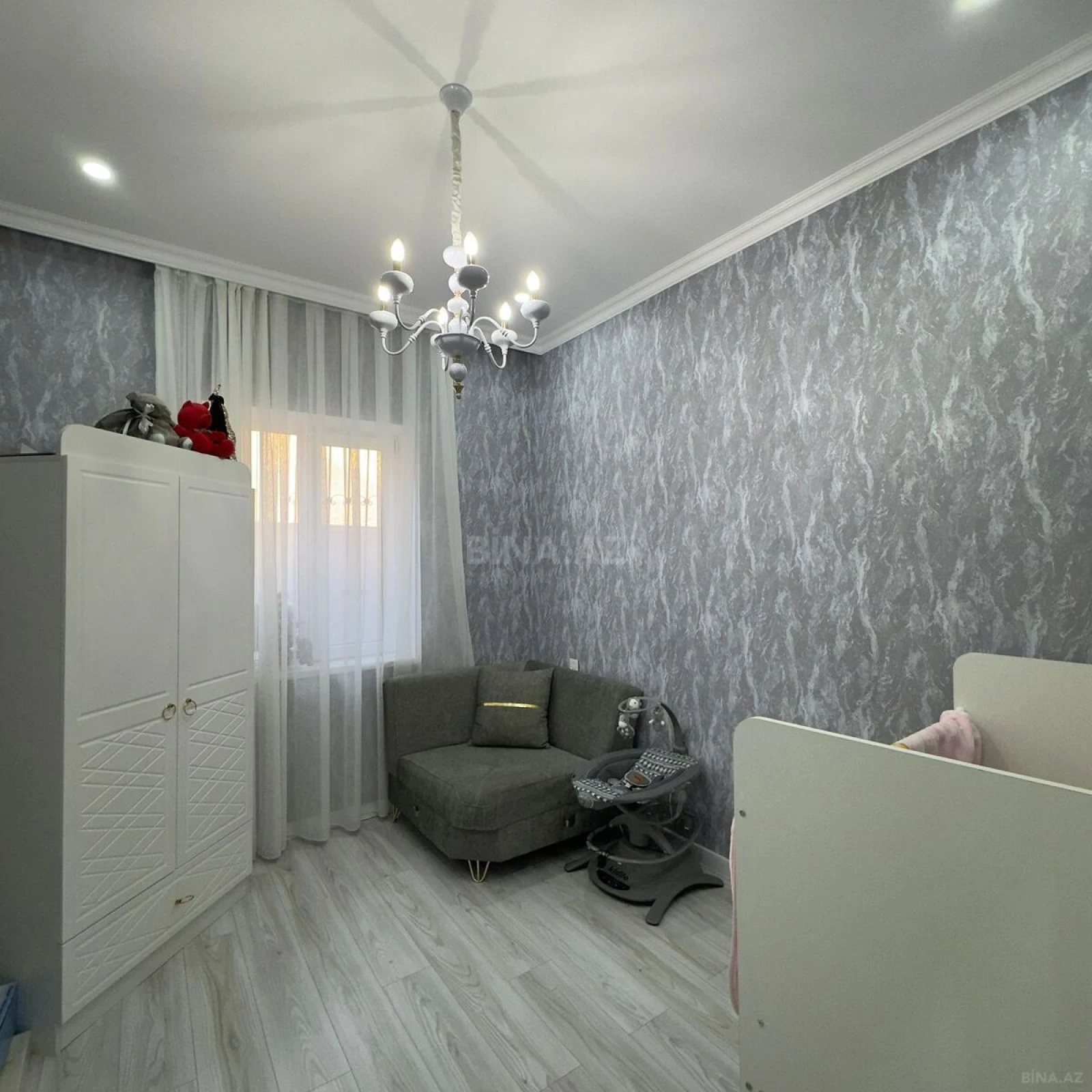 Satılır 4 otaqlı həyət evi 140 m²