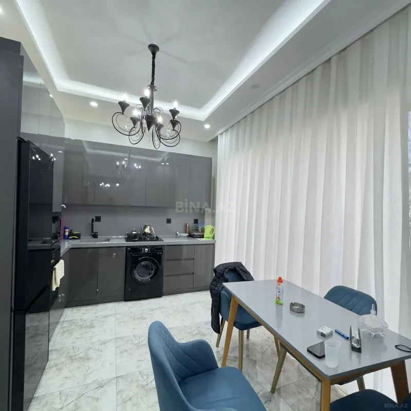 Satılır 4 otaqlı həyət evi 140 m²