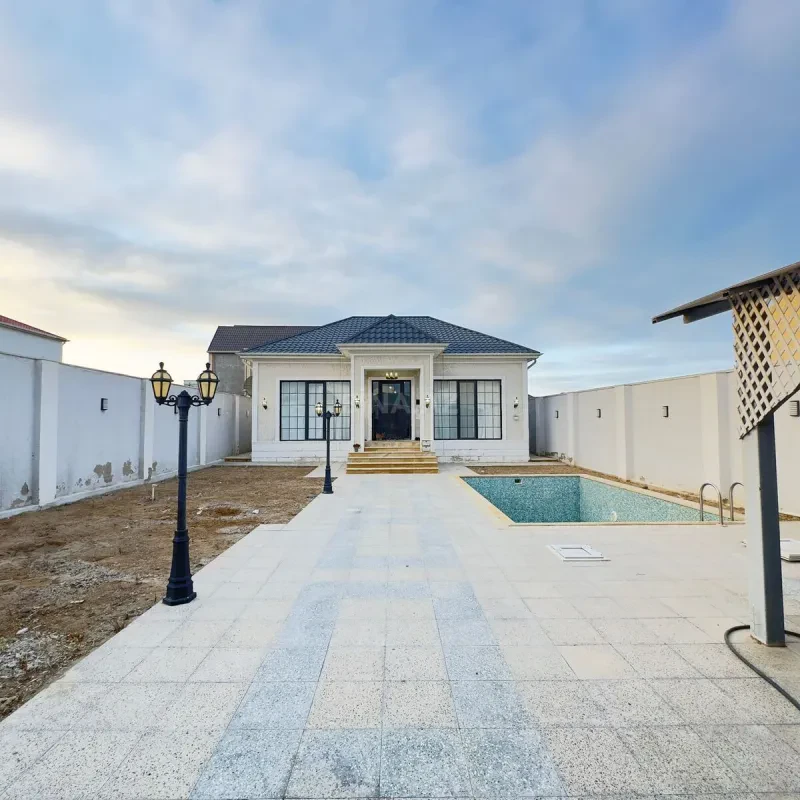 Satılır 4 otaqlı həyət evi 140 m²