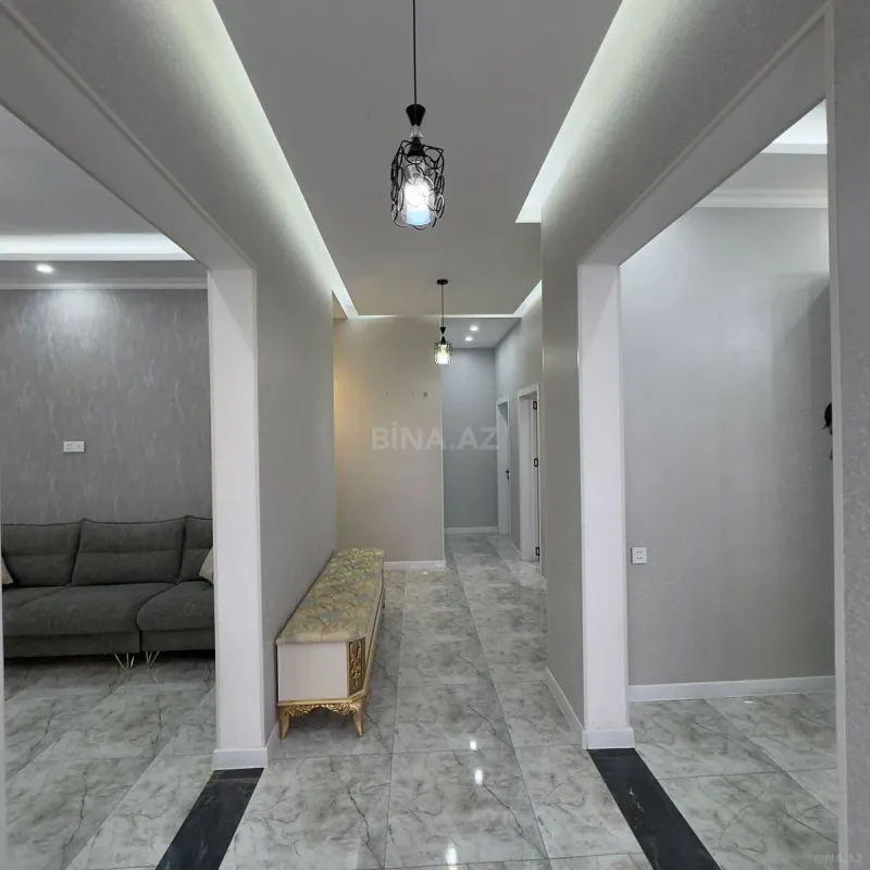 Satılır 4 otaqlı həyət evi 140 m²