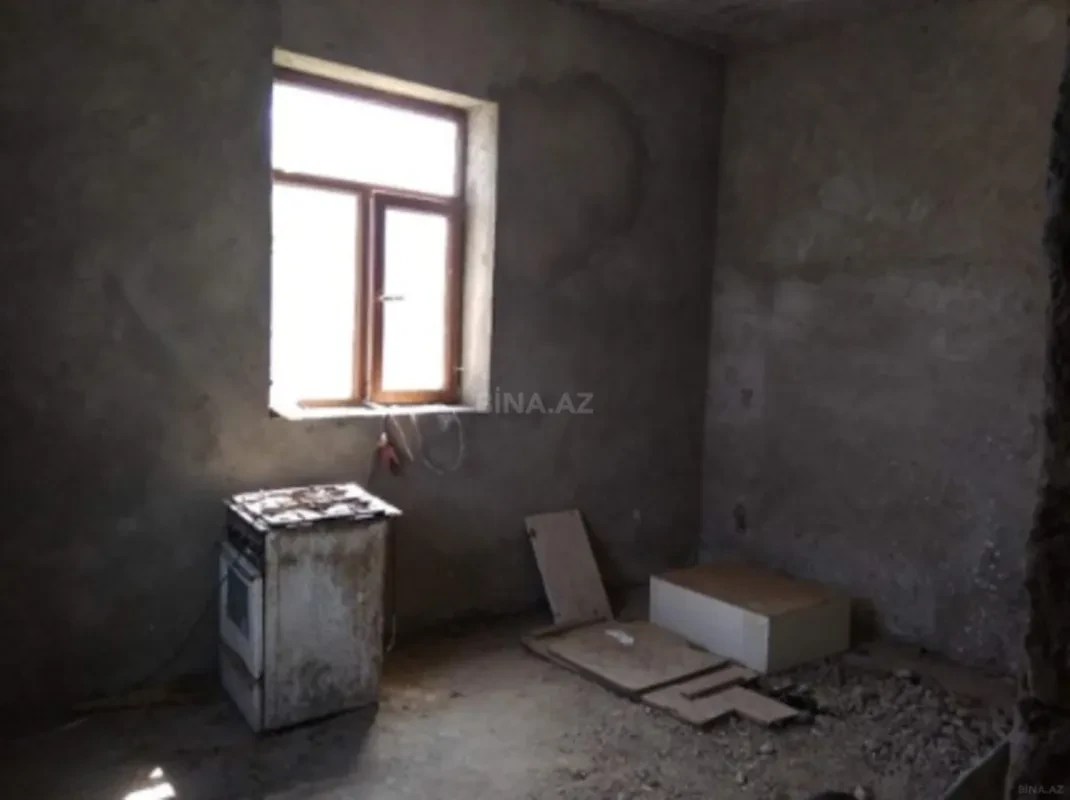 Satılır 7 otaqlı həyət evi 320 m²