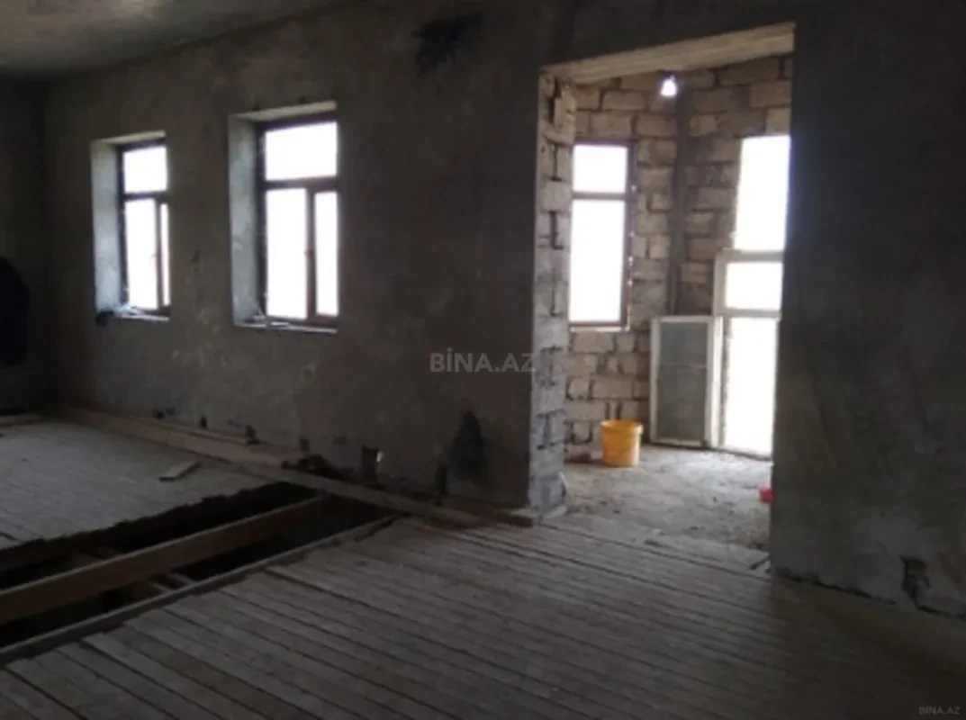 Satılır 7 otaqlı həyət evi 320 m²