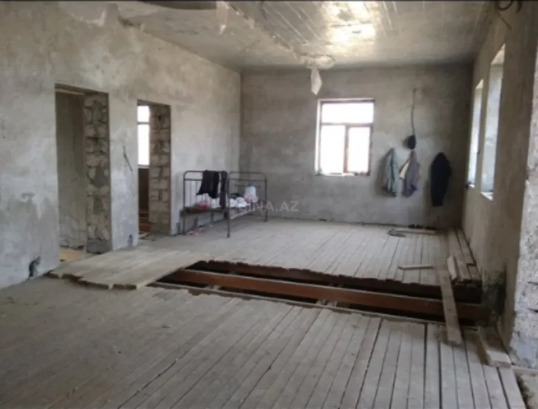 Satılır 7 otaqlı həyət evi 320 m²