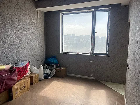 Satılır 3 otaqlı mənzil 90 m²