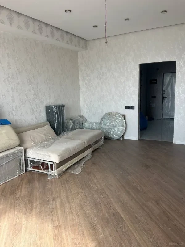 Satılır 3 otaqlı mənzil 90 m²