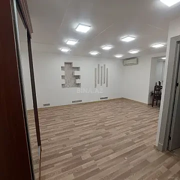 Kirayə verilir 2 otaqlı ofis 51 m²