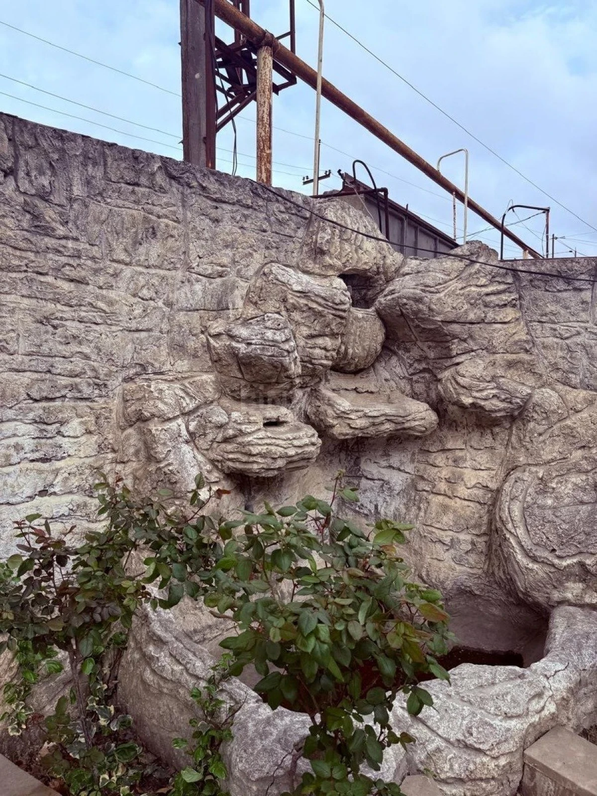 Satılır 4 otaqlı həyət evi 150 m²