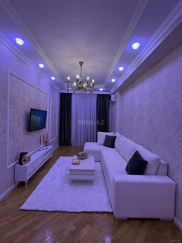 Satılır 2 otaqlı mənzil 52 m²