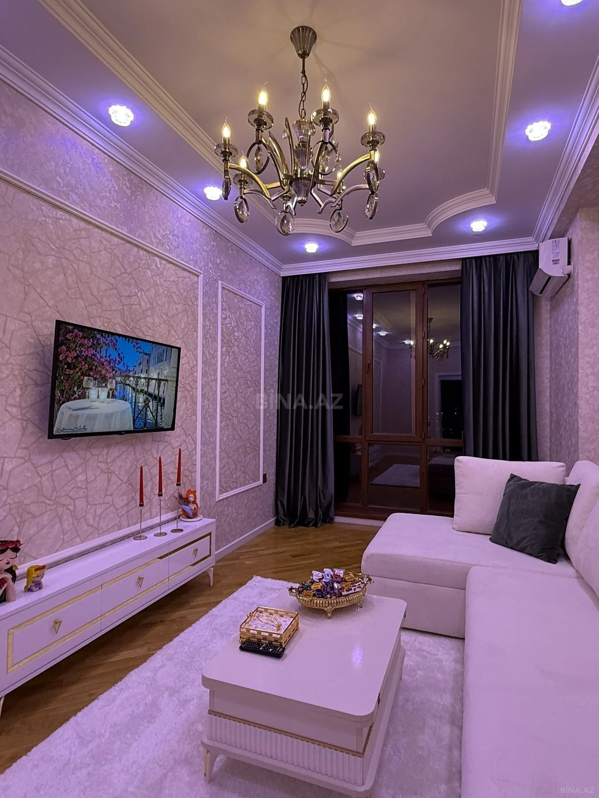 Satılır 2 otaqlı mənzil 52 m²