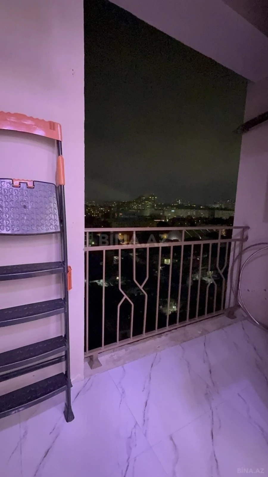 Satılır 2 otaqlı mənzil 52 m²