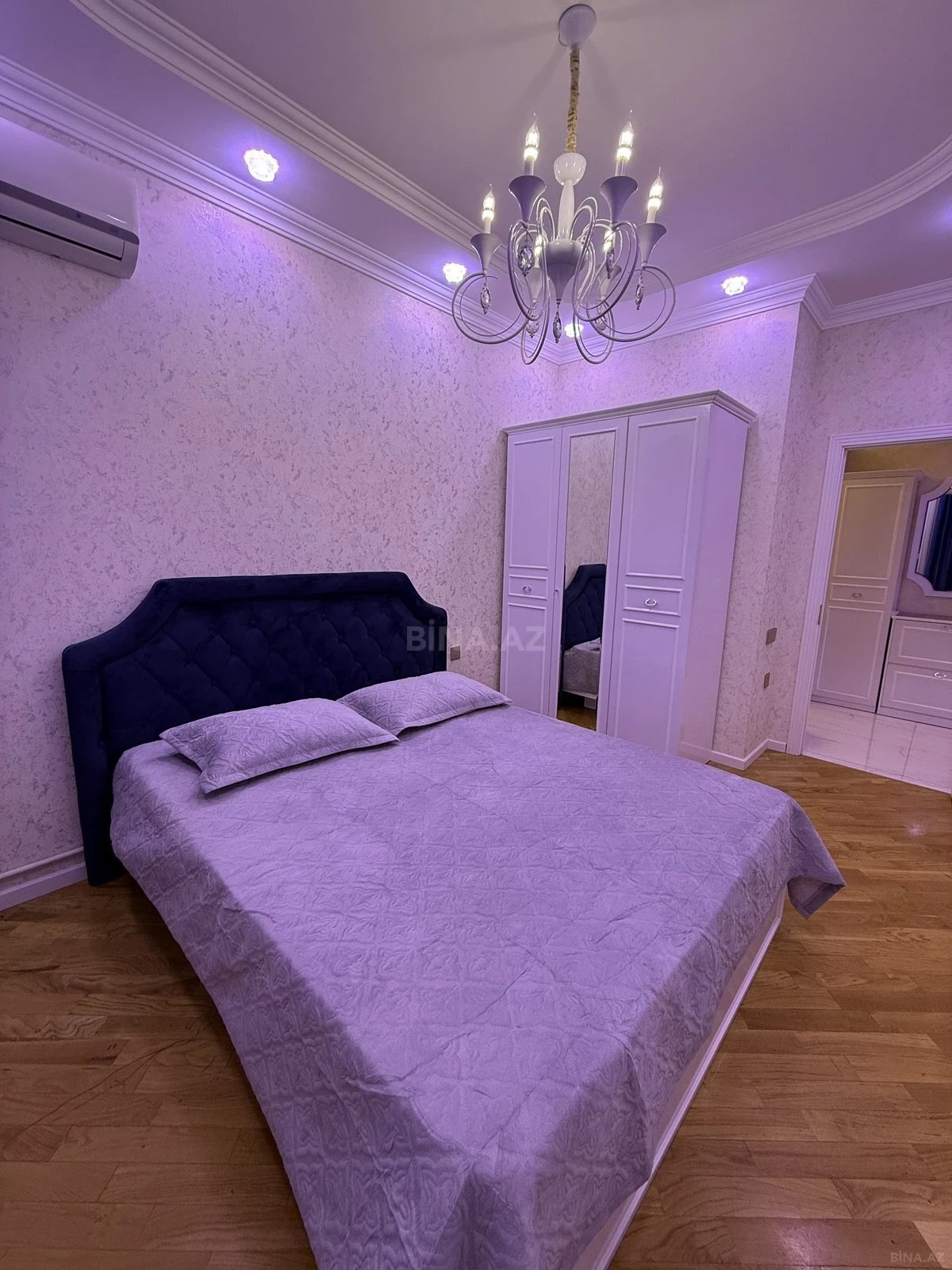 Satılır 2 otaqlı mənzil 52 m²