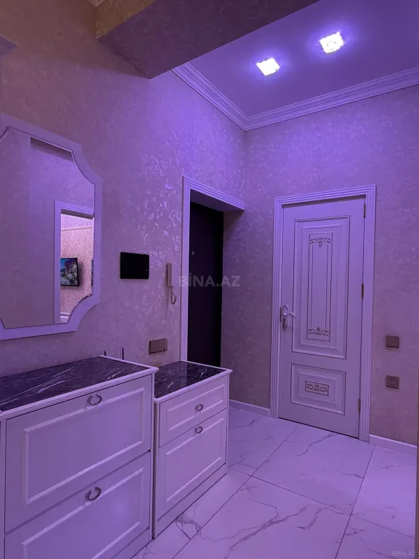 Satılır 2 otaqlı mənzil 52 m²