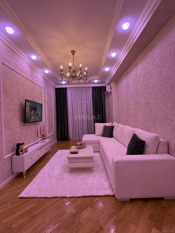 Satılır 2 otaqlı mənzil 52 m²