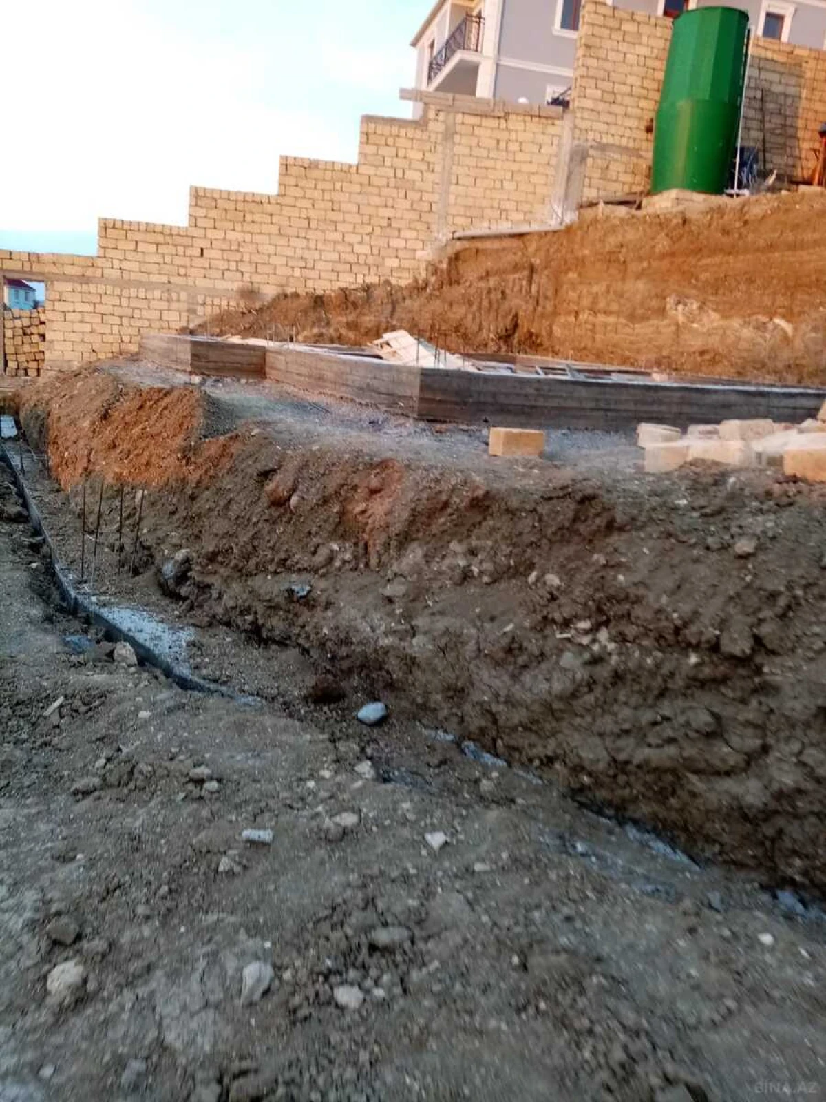 Satılır 4 otaqlı həyət evi 125 m²