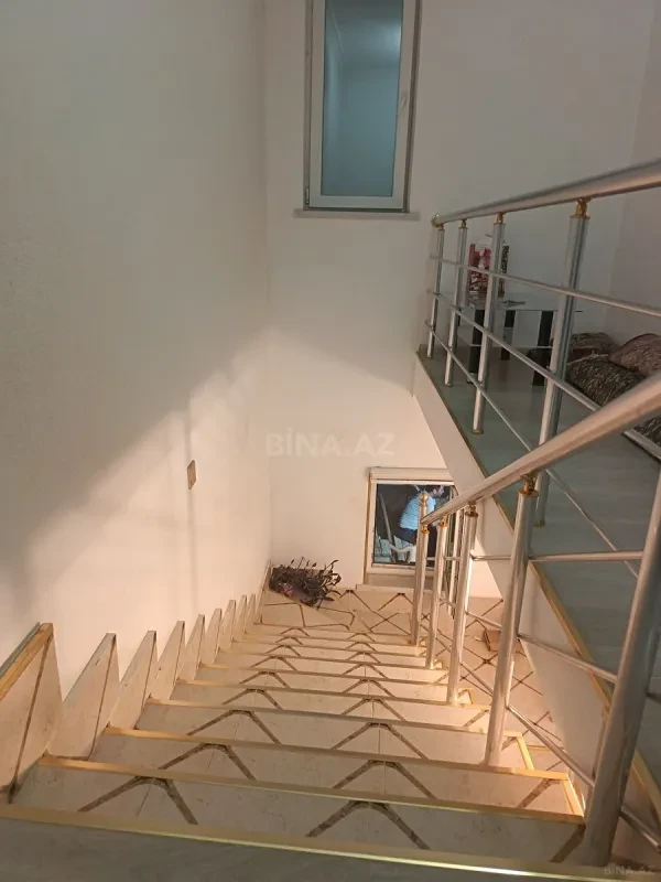 Satılır 4 otaqlı həyət evi 125 m²