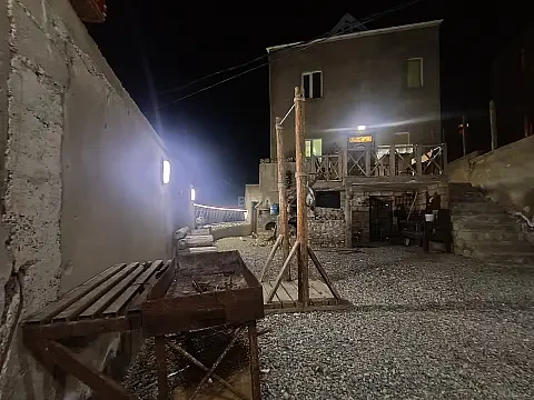 Satılır 4 otaqlı həyət evi 125 m²