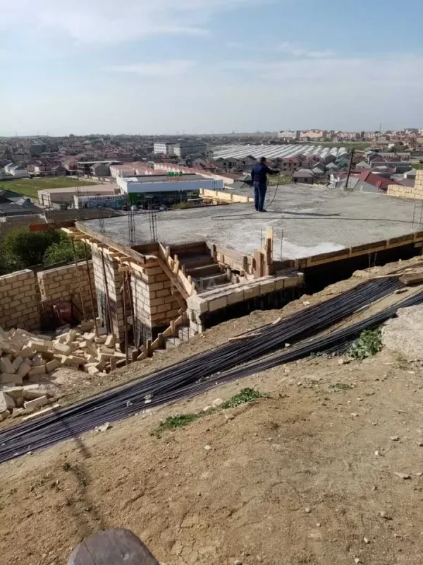 Satılır 4 otaqlı həyət evi 125 m²