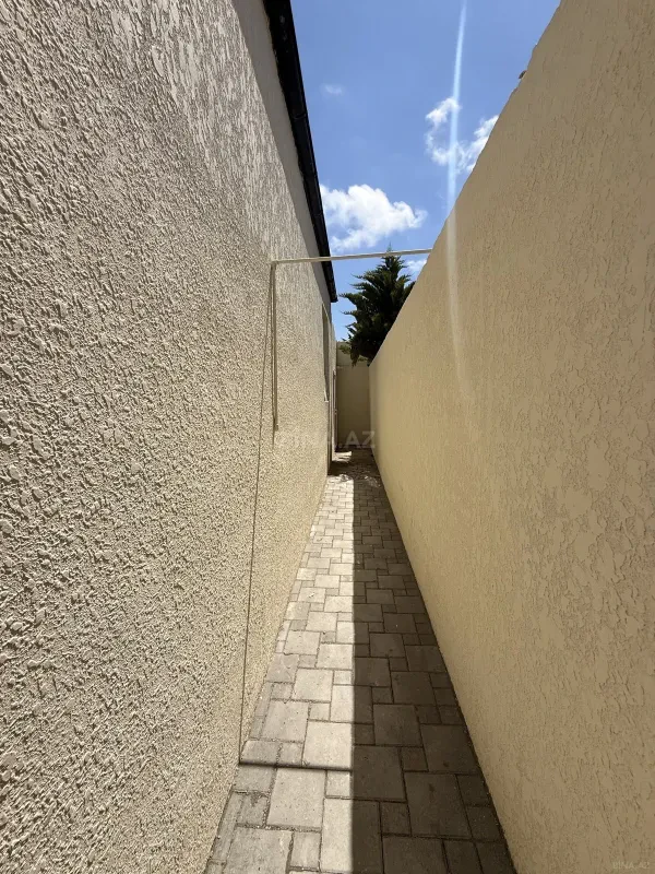 Satılır 3 otaqlı həyət evi 100 m²