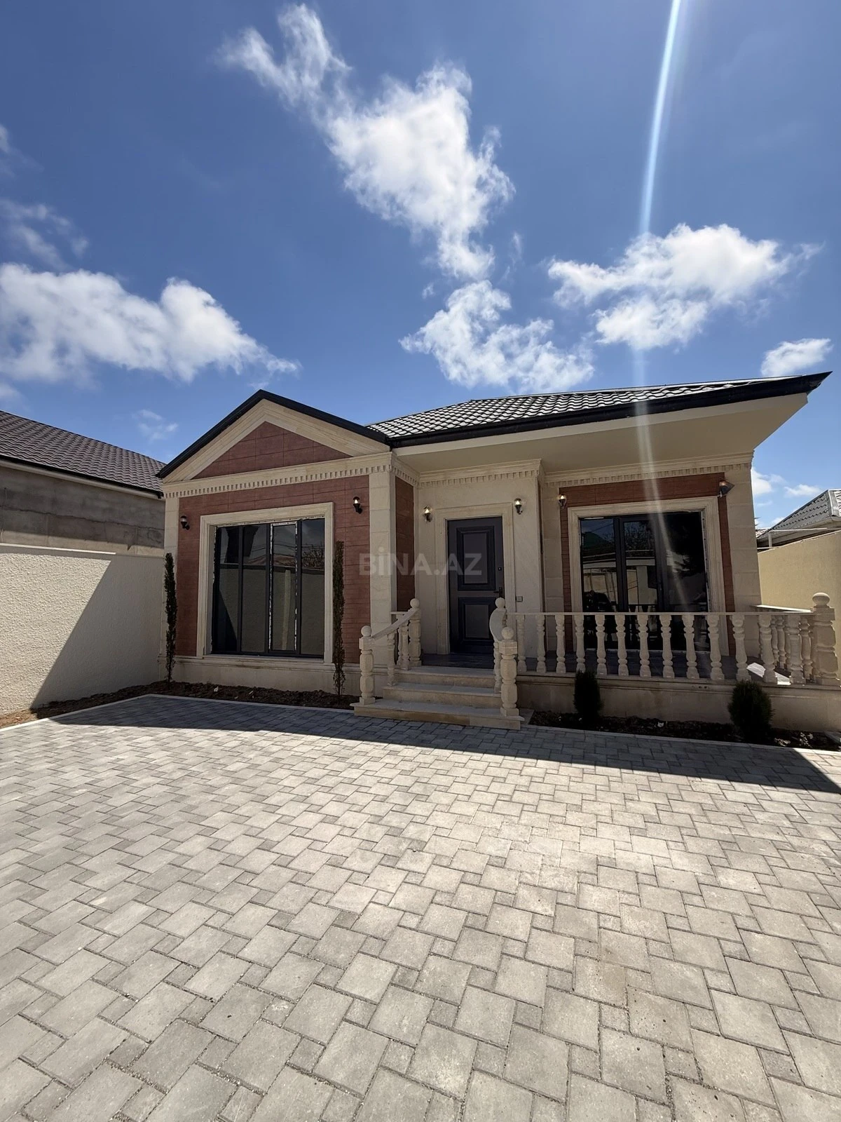 Satılır 3 otaqlı həyət evi 100 m²
