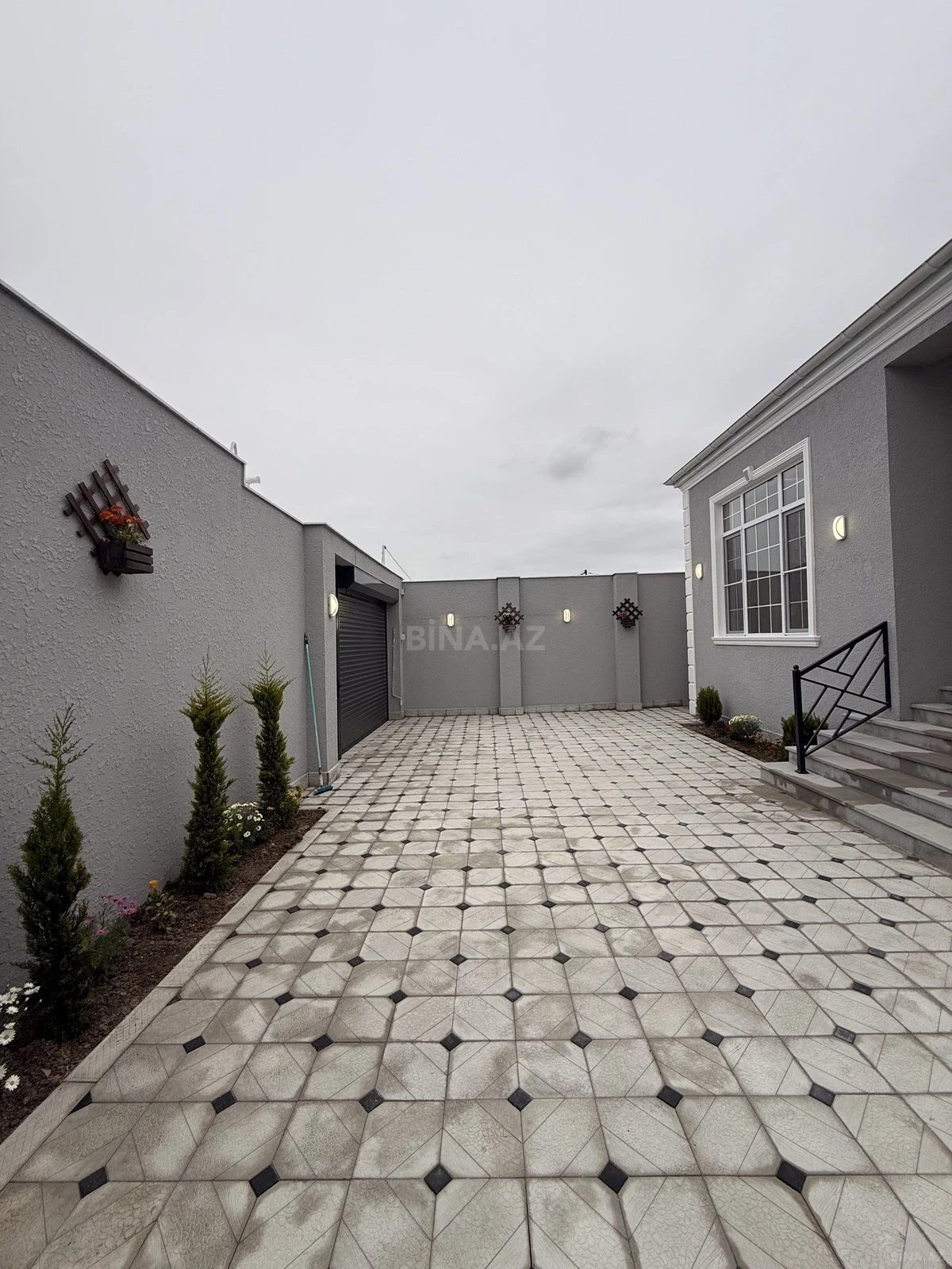 Satılır 4 otaqlı həyət evi 140 m²