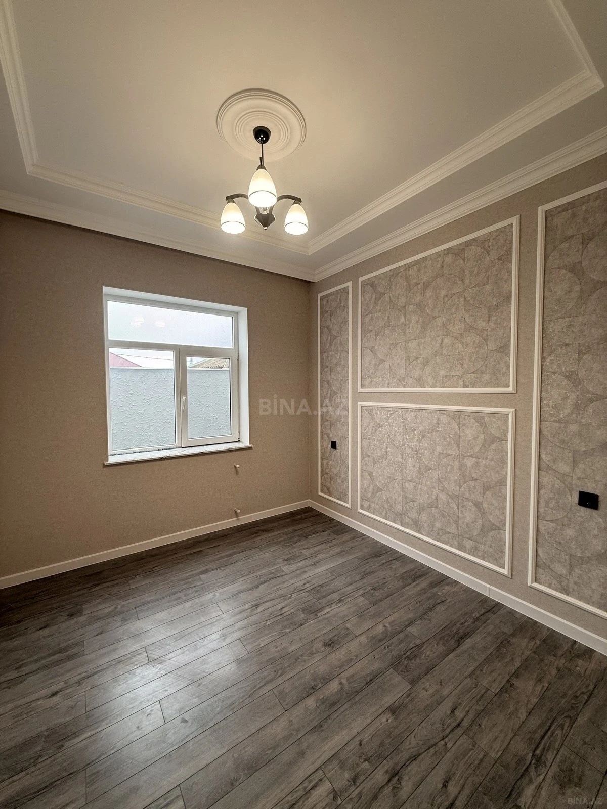 Satılır 4 otaqlı həyət evi 140 m²